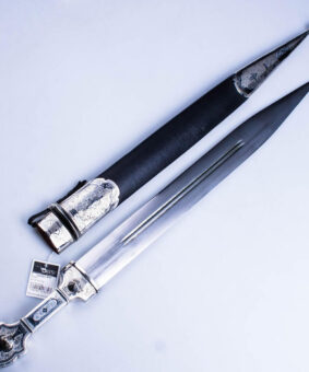 Серебряный кинжал 9 серебряный кинжал