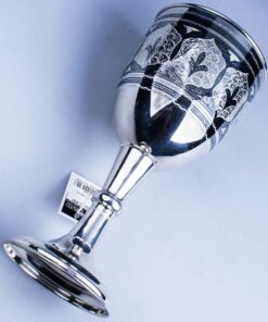 серебряный кубок награда