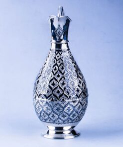 серебряный кувшин