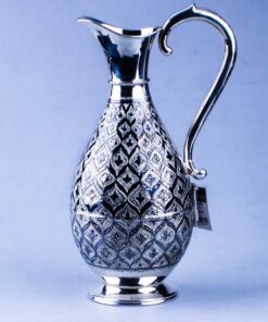 серебряный кувшин