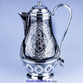 большой серебряный кувшин