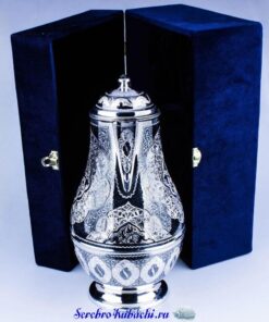 большой серебряный кувшин
