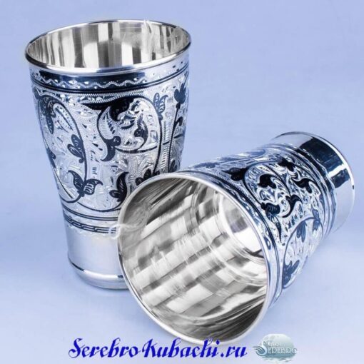 Alternative view of Серебряные стаканы
