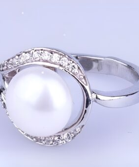 серебряное кольцо жемчужина