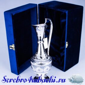 недорогой серебряный кувшин