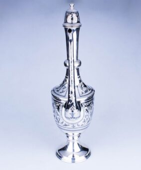 серебряный кувшин для вина