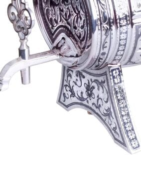 серебряная бочка