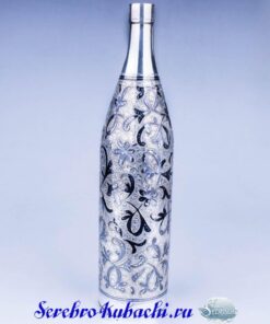 серебряная бутылка
