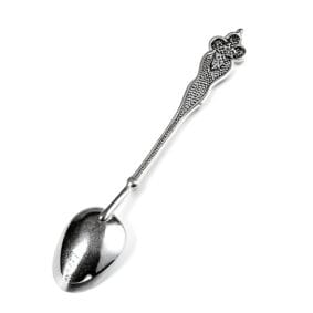 серебряная чайная ложка