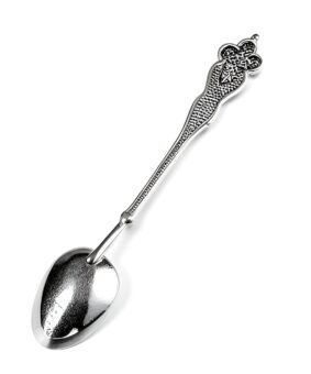 серебряная чайная ложка