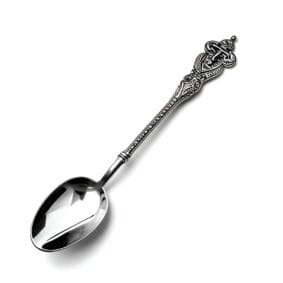 серебряная чайная ложка