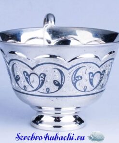 серебряная чайная кружка