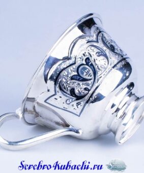 серебряная чайная кружка