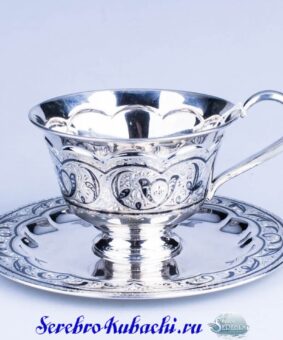 красивая серебряная чайная пара