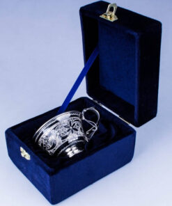 Серебряная чайная чашка 11 серебряная чайная чашка в футляре