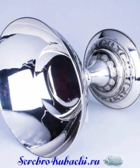 серебряная ваза фруктовница