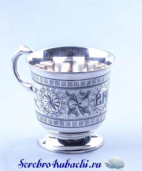 Серебряная кружка Телец 15 серебряная кружка телец