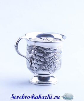 серебряная кружка виноградная лоза