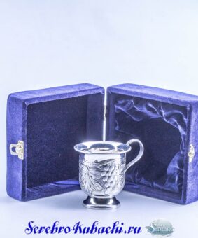 серебряная кружка виноградная лоза