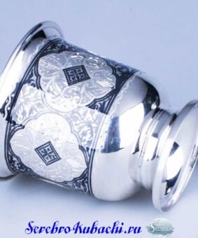 серебряная кружка для чая