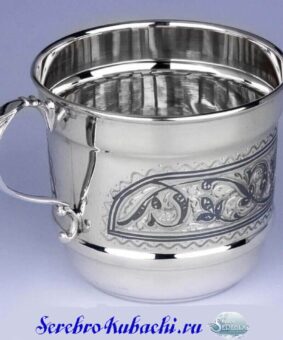 серебряная кружка для воды