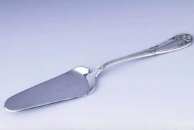 серебряная лопатка для торта