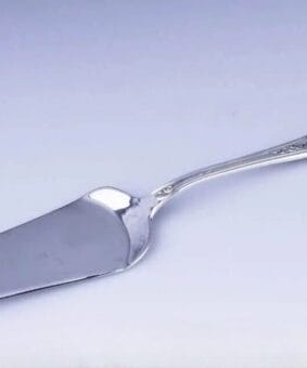 серебряная лопатка для торта