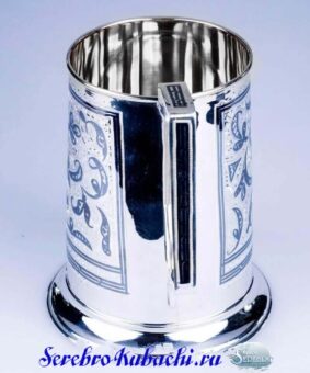серебряная пивная кружка
