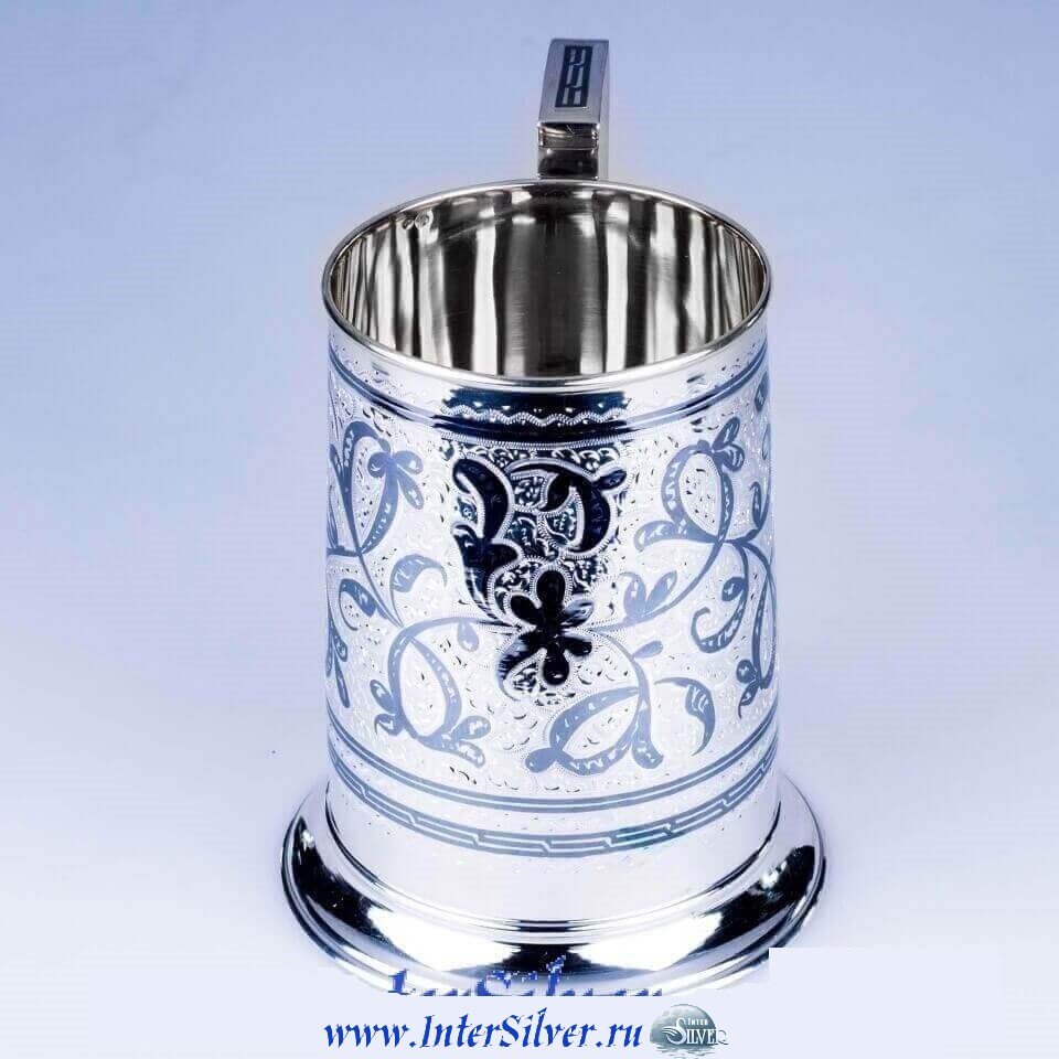 ? Серебряная пивная кружка.875*.V= 500 мл. Цена 33500 руб!