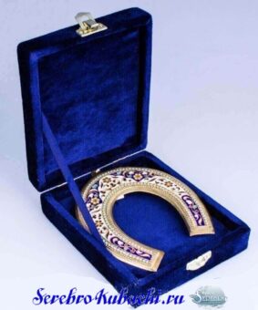 позолоченная серебряная подкова