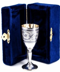 серебряная рюмка с футляром