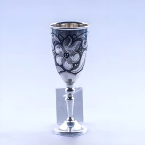 рюмка из серебра