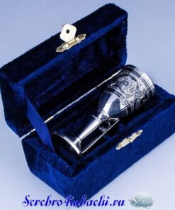 серебряная коньячная рюмка