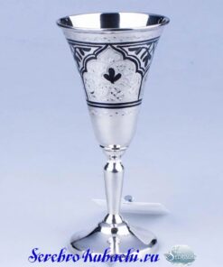 серебряная рюмка на 50 мл