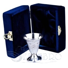 Серебряная рюмка лафитник
