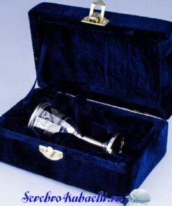 рюмка серебряная на ножке