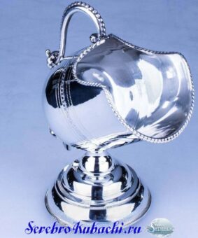Alternative view of Серебряная сахарница в виде зольника