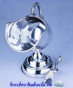 Серебряная сахарница в виде зольника 3