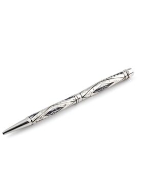 Серебряная шариковая ручка