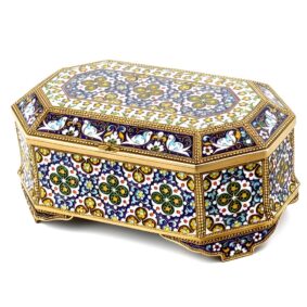 серебряная шкатулка с эмалью