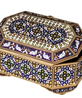 Серебряная шкатулка с эмалью "Кубачи" 1