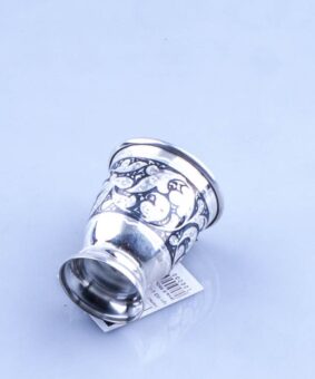 недорогая серебряная стопка