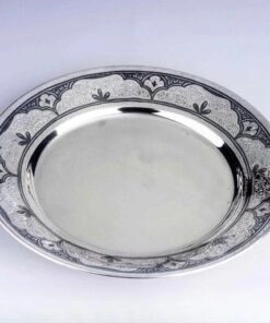серебряная тарелка