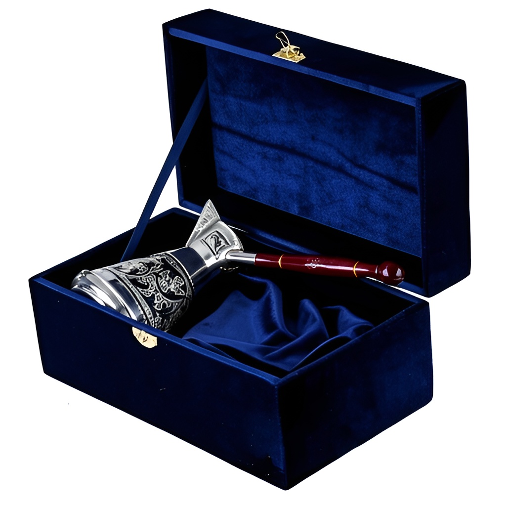 Турка серебряная Кубачи 2 серебряная турка в футляре