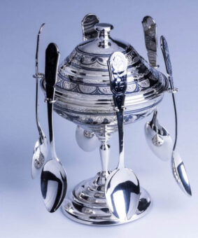 серебряная вареньеца