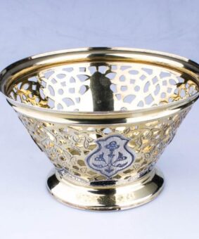 серебряная ажурная вазочка