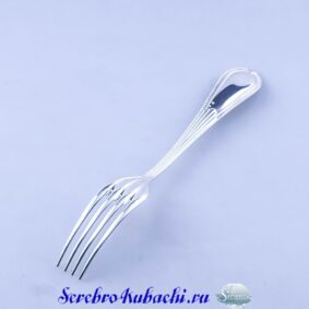 серебряная вилка