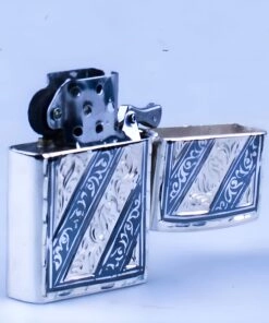серебряная зажигалка zippo