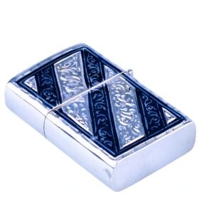 Серебряная зажигалка Zippo