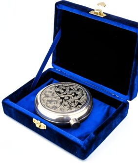 Серебряная женская фляжка